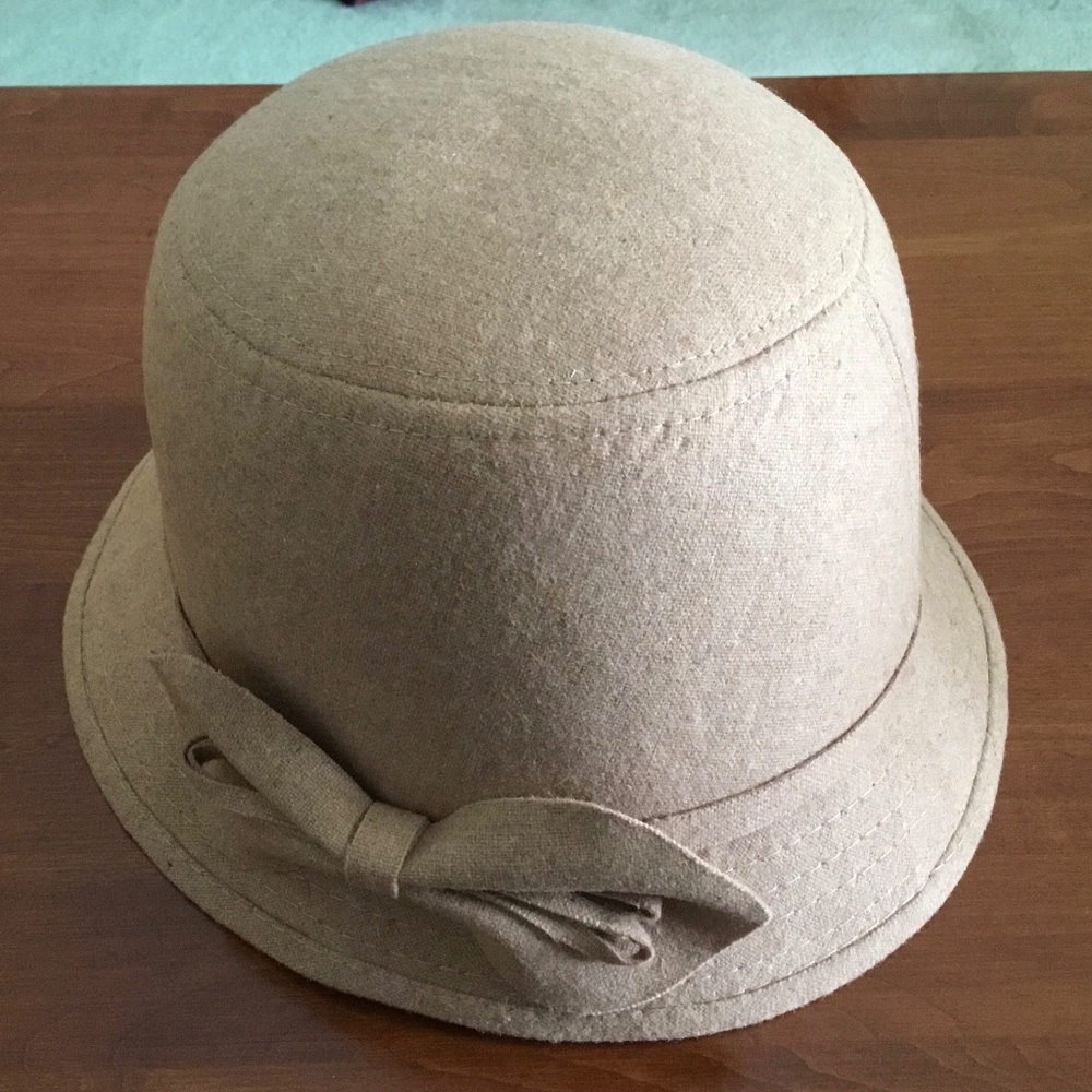 Lady hat